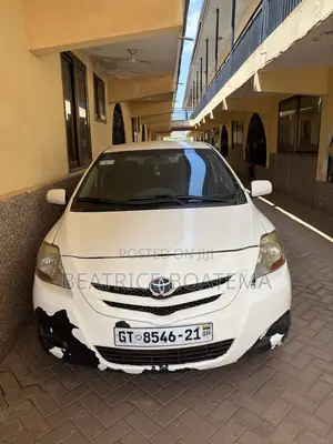 Toyota Yaris 2008 White