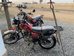 New Royal RY150 2026 Red