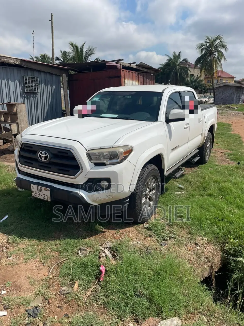 Toyota Tacoma 2017 White