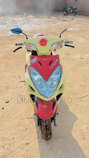 New Kymco 2023 Yellow