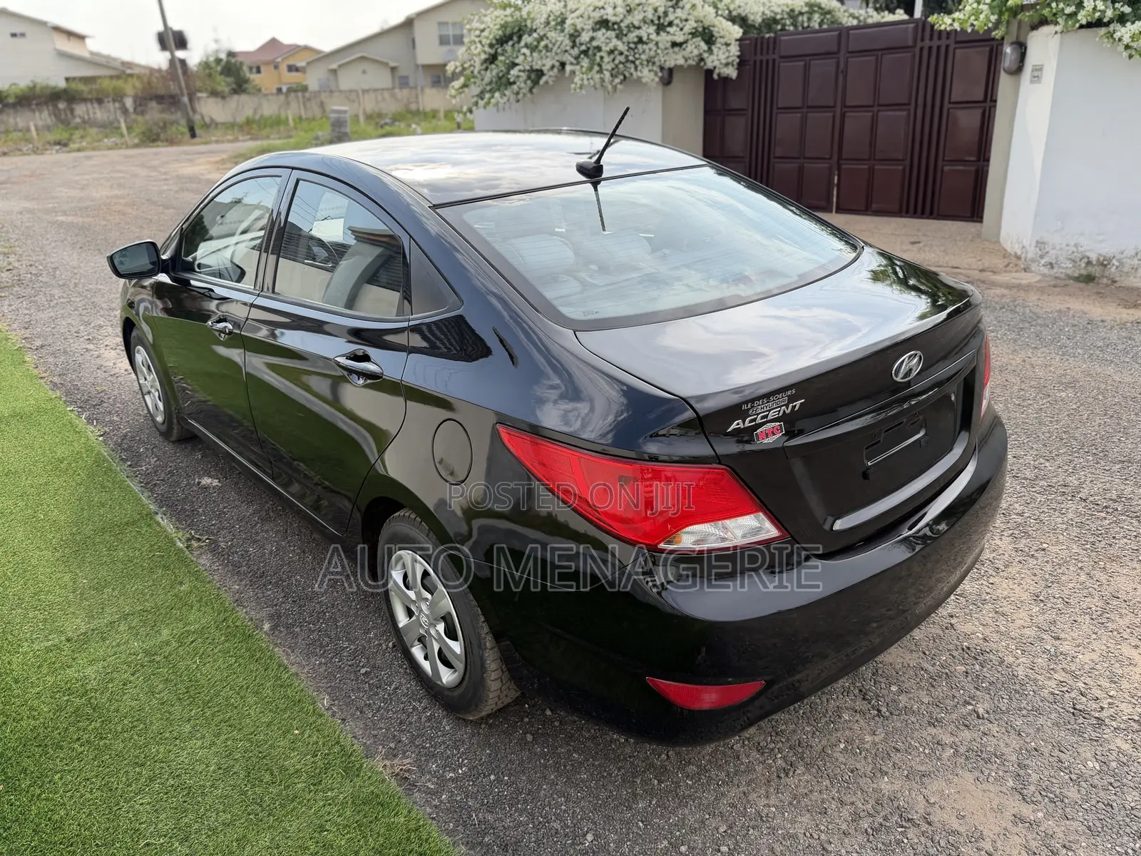 Hyundai Accent SE Sedan 2016 Black