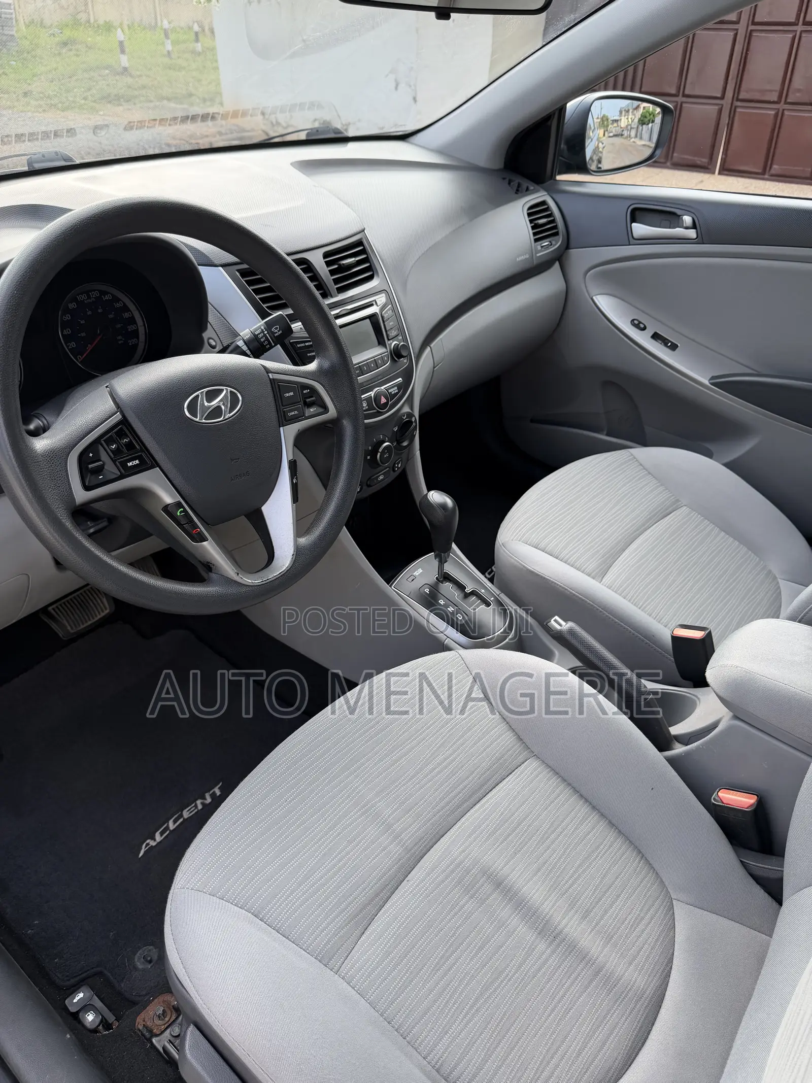 Hyundai Accent SE Sedan 2016 Black