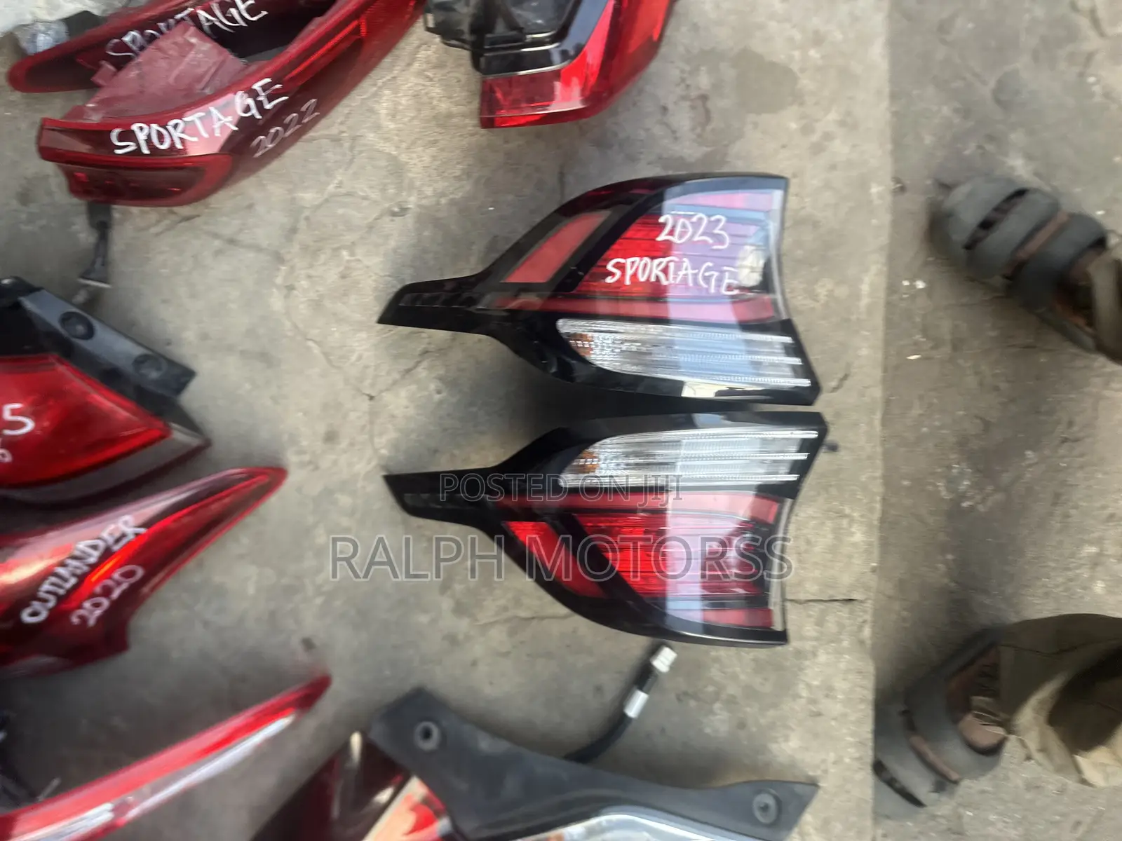 Kia Sportage 2023-25 Taillights Pair
