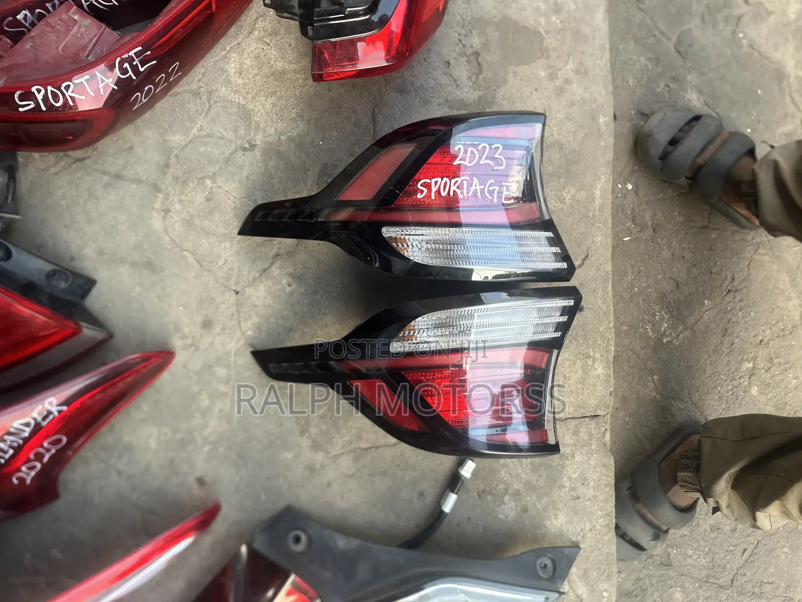 Kia Sportage 2023-25 Taillights Pair