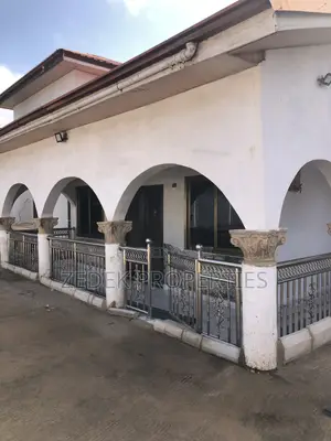 2bdrm Apartment in Kwabenya Acp Road, Ashomang Estate for rent