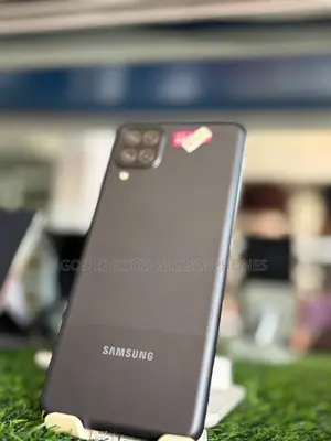 Samsung Galaxy A12 64 GB Black