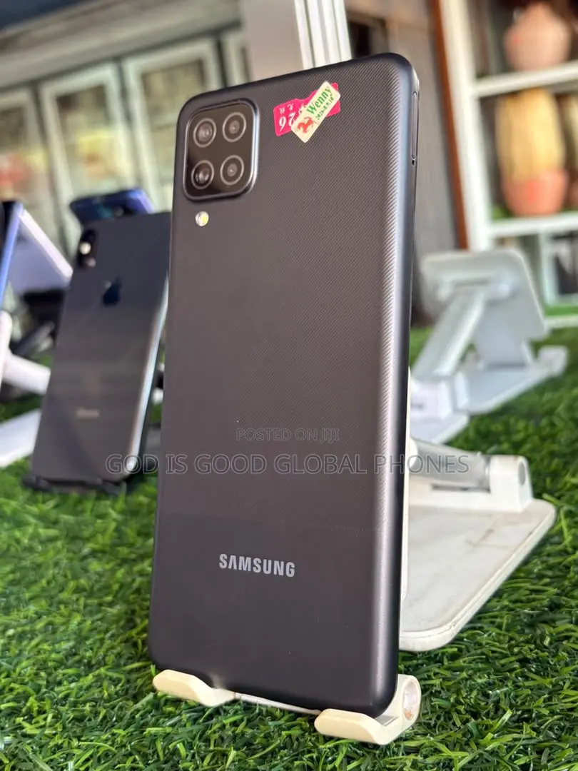 Samsung Galaxy A12 64 GB Black