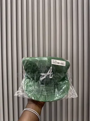 Green One in One Clean Cap