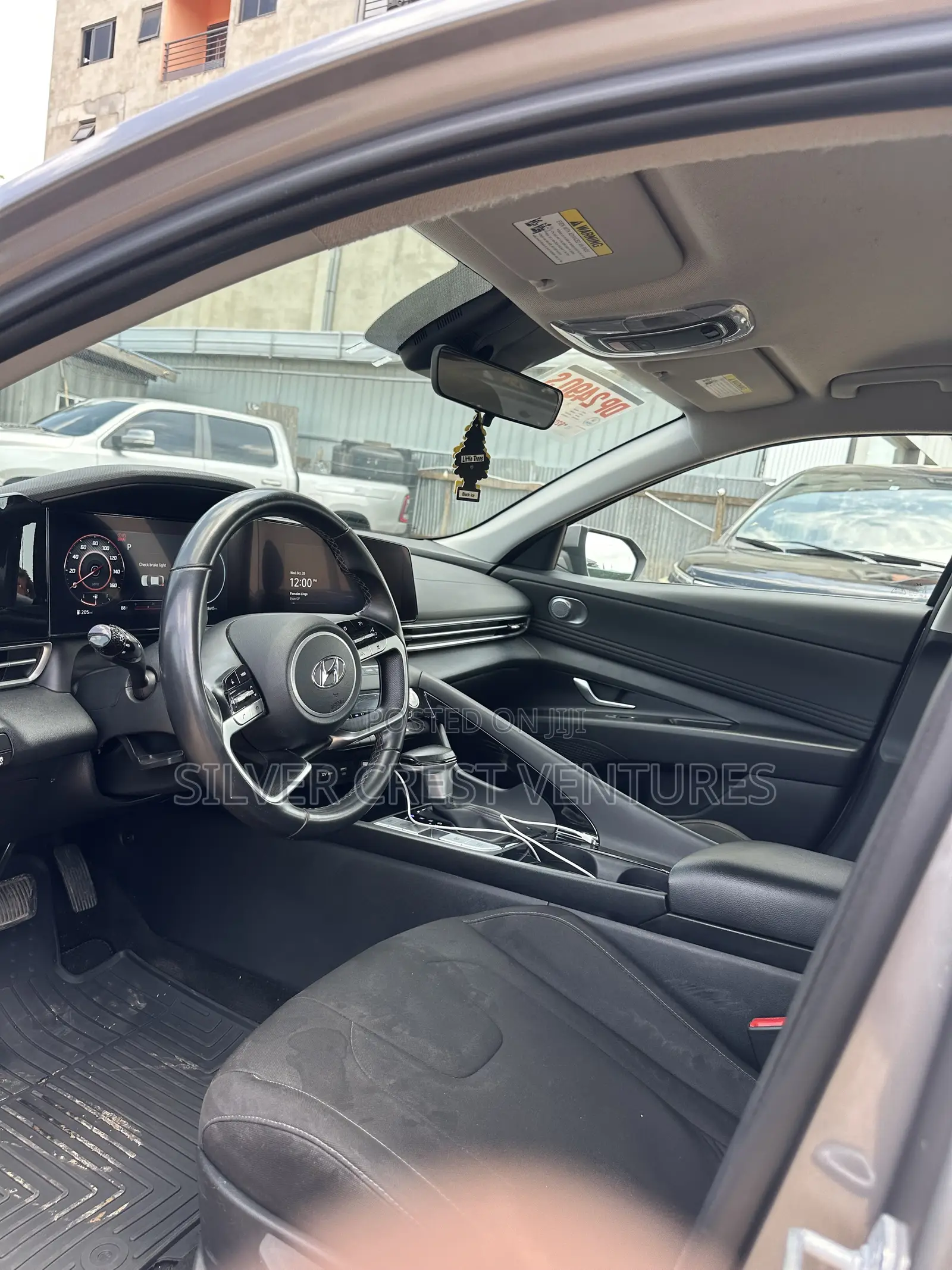 Hyundai Elantra SEL 2023 Gray