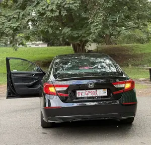 Honda Accord EX (1.5L 4cyl Turbo CVT) 2019 Black