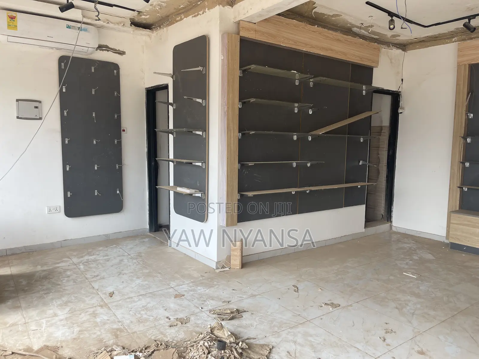 Shop for Rent at Leakside