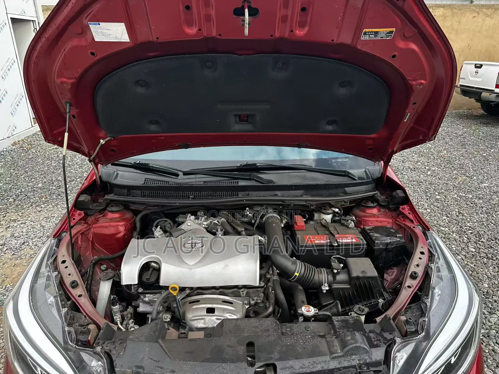 Toyota Yaris 1.5 Sedan L 2020 Red