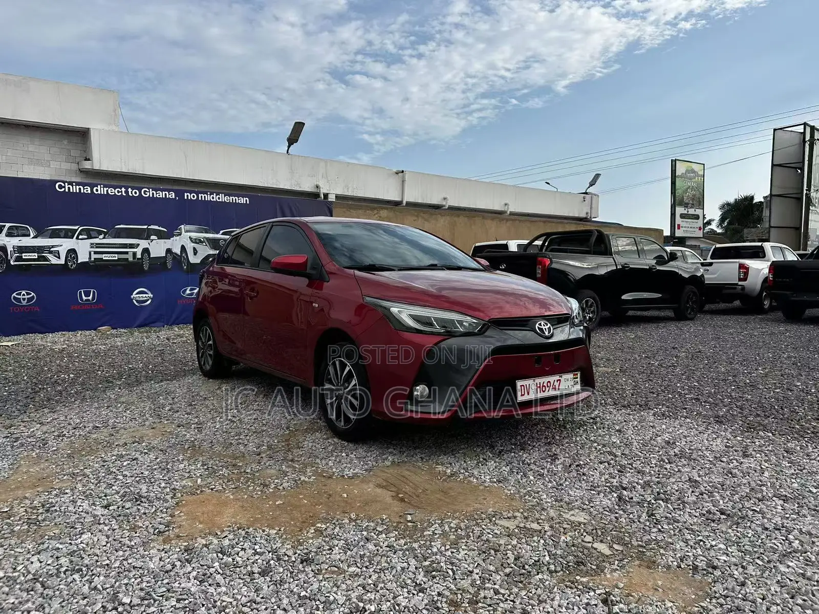 Toyota Yaris 1.5 Sedan L 2020 Red