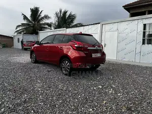 Toyota Yaris 1.5 Sedan L 2020 Red