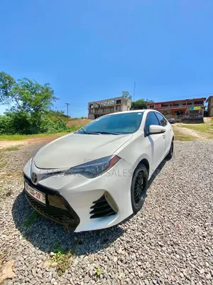 Toyota Corolla S 4dr Sedan (1.8L 4cyl CVT) 2015 White