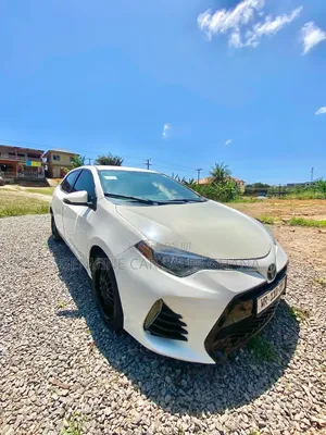 Toyota Corolla S 4dr Sedan (1.8L 4cyl CVT) 2015 White
