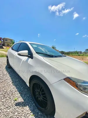 Toyota Corolla S 4dr Sedan (1.8L 4cyl CVT) 2015 White