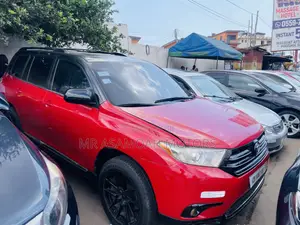 Toyota Highlander 2012 Red