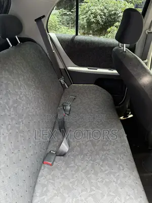 Toyota Vitz 2010 Black