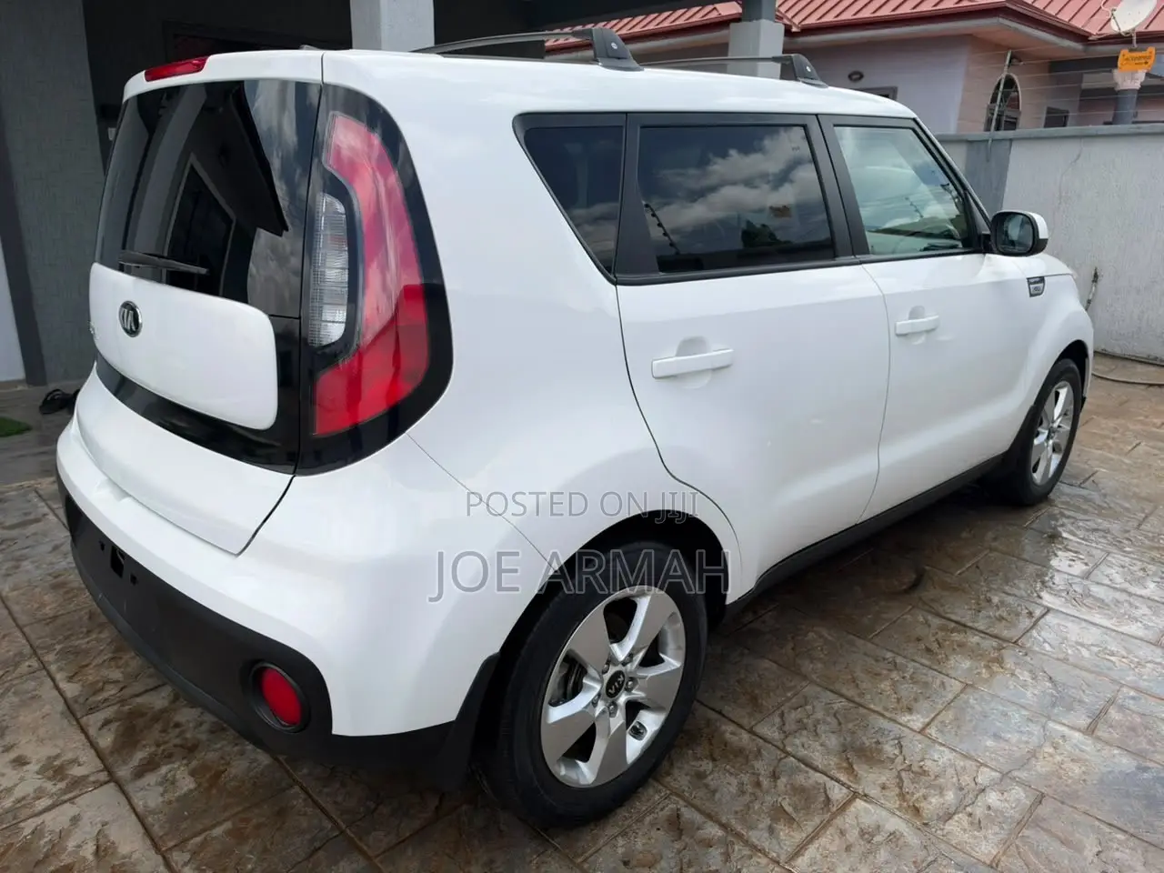 Kia Soul Hatchback 2018 White