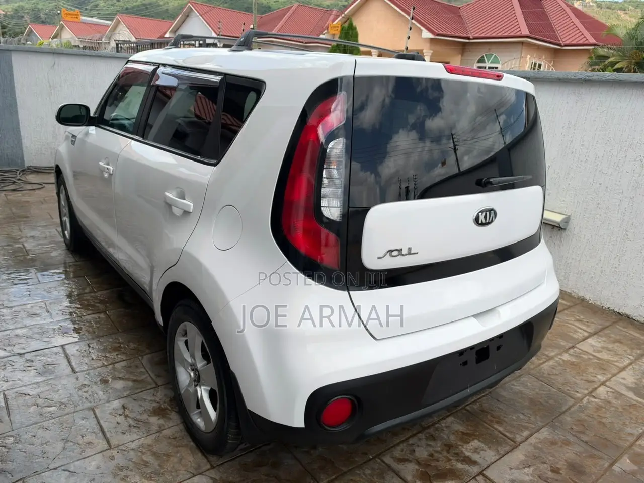 Kia Soul Hatchback 2018 White