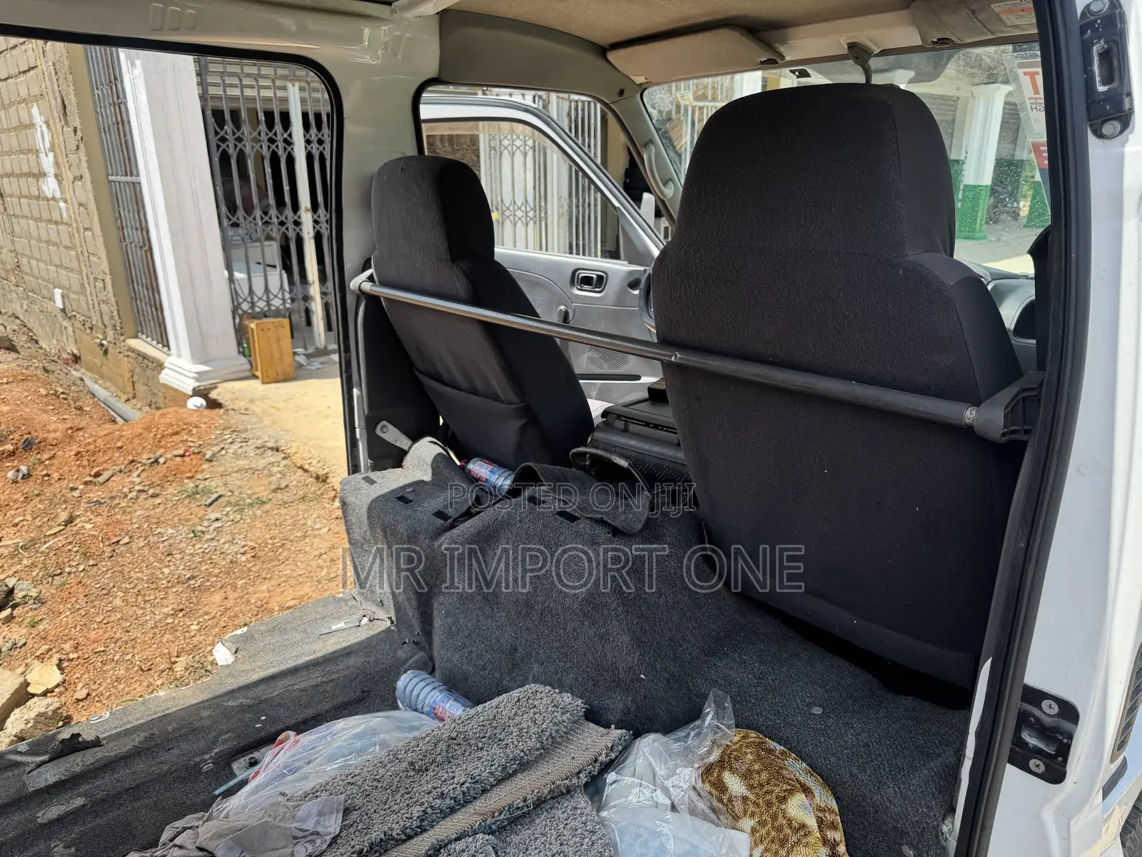 Nissan Caravan 2010 White