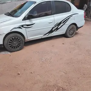 Toyota Echo Coupe 2000