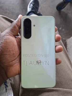 Samsung Galaxy A36 128 GB Yellow