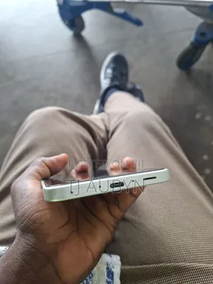 Samsung Galaxy A36 128 GB Yellow