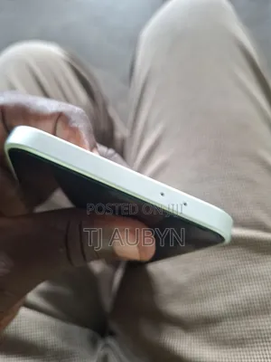 Samsung Galaxy A36 128 GB Yellow