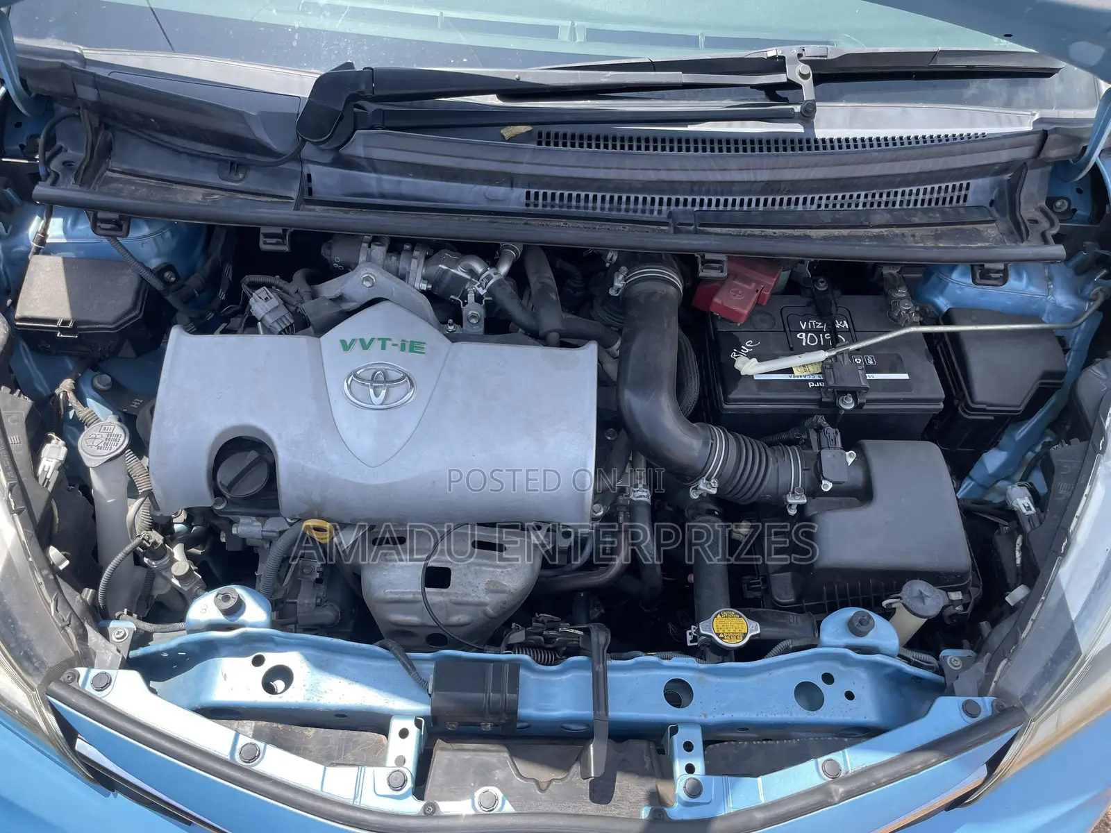 Toyota Vitz 1.3 FWD 5dr 2014 Blue