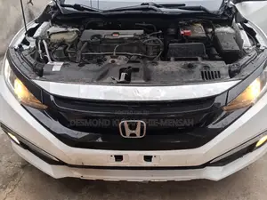 Honda Civic 2022 White