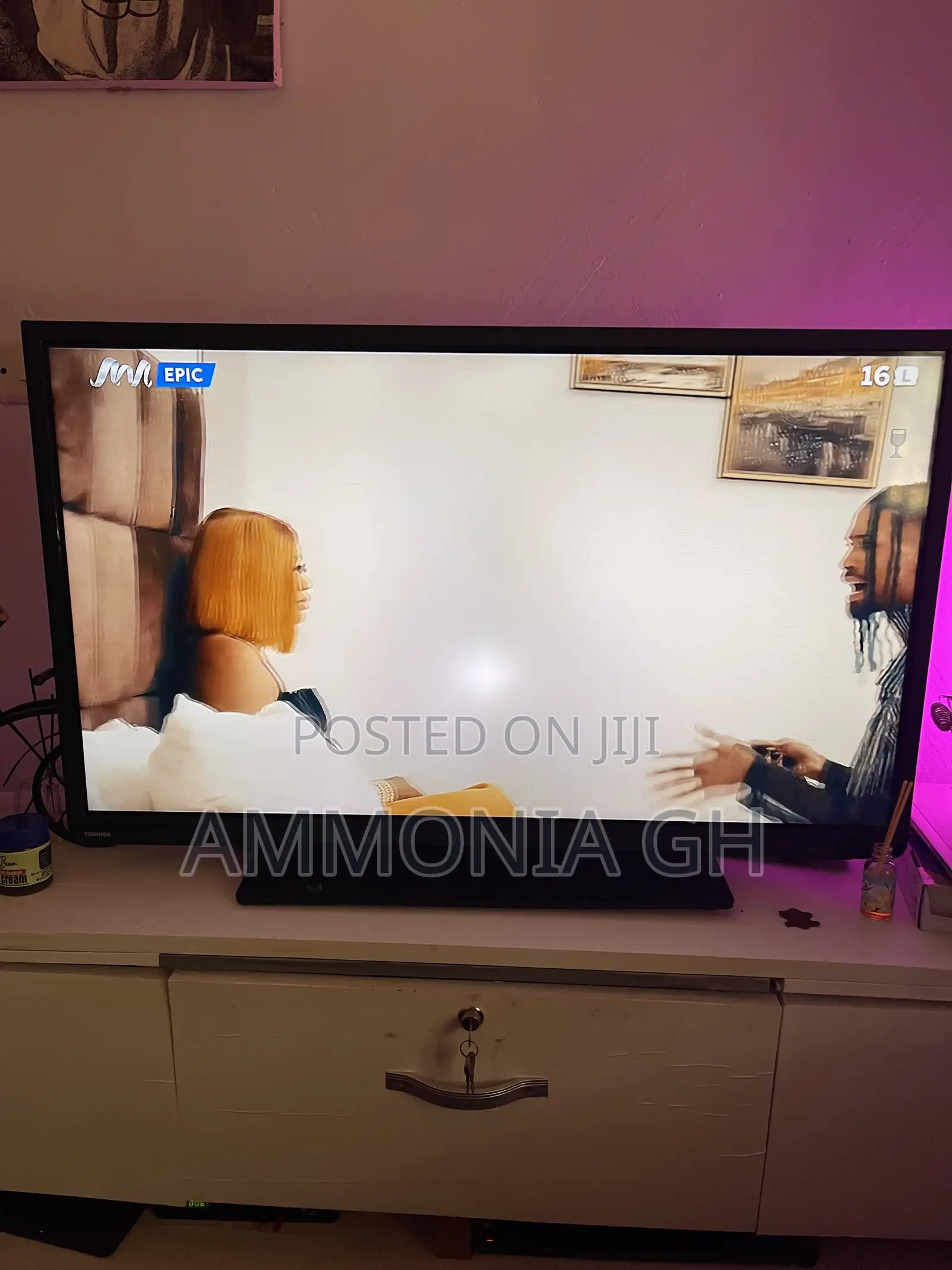 40 Inches Toshiba TV