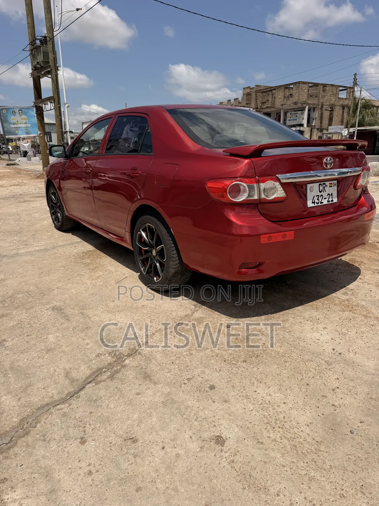 Toyota Corolla LE 4dr Sedan (1.8L 4cyl 4A) 2013