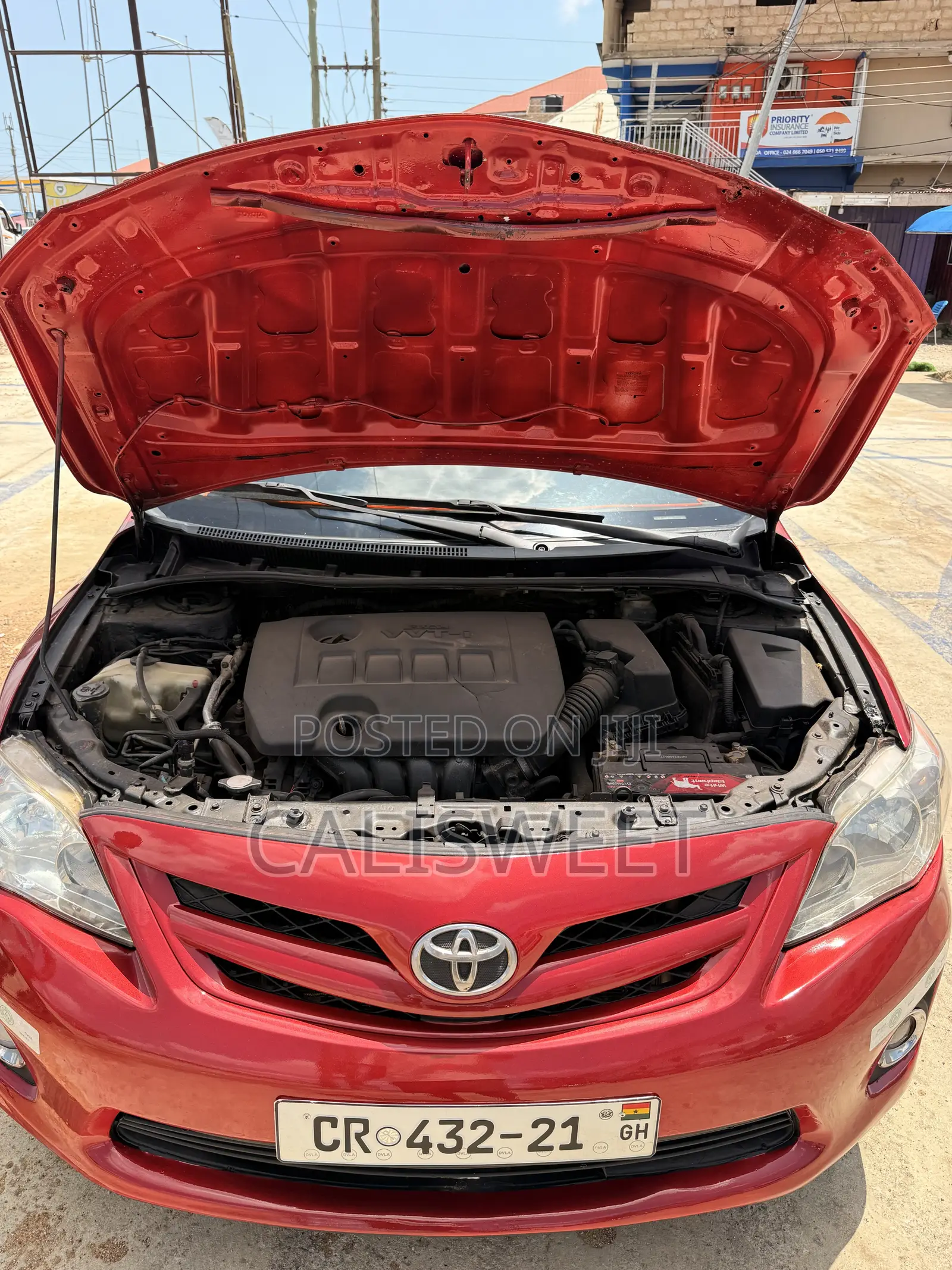 Toyota Corolla LE 4dr Sedan (1.8L 4cyl 4A) 2013