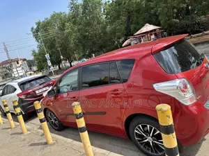 Toyota Corolla 2010 Red