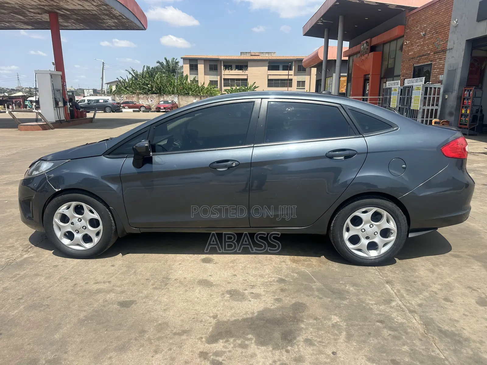Ford Fiesta S 4dr Sedan (1.6L 4cyl 5M) 2014 Gray