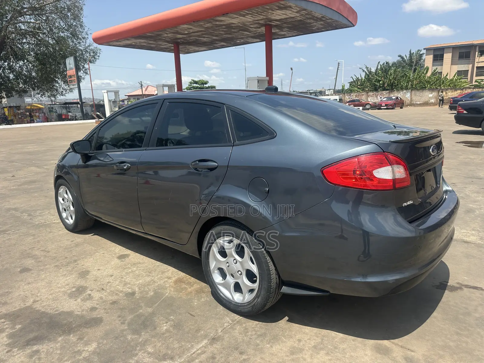 Ford Fiesta S 4dr Sedan (1.6L 4cyl 5M) 2014 Gray