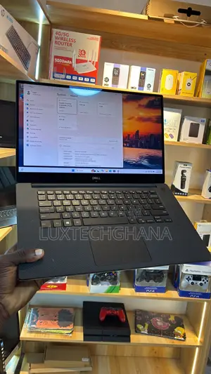 Laptop Dell XPS 15 16GB Intel Core i9 SSD 256GB