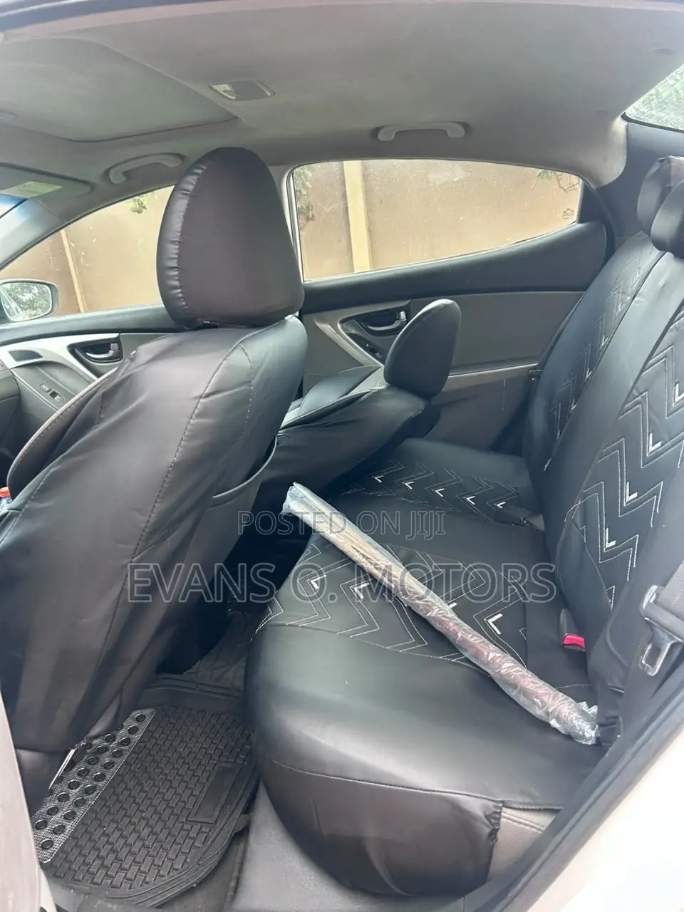 Hyundai Elantra Limited 2012 White