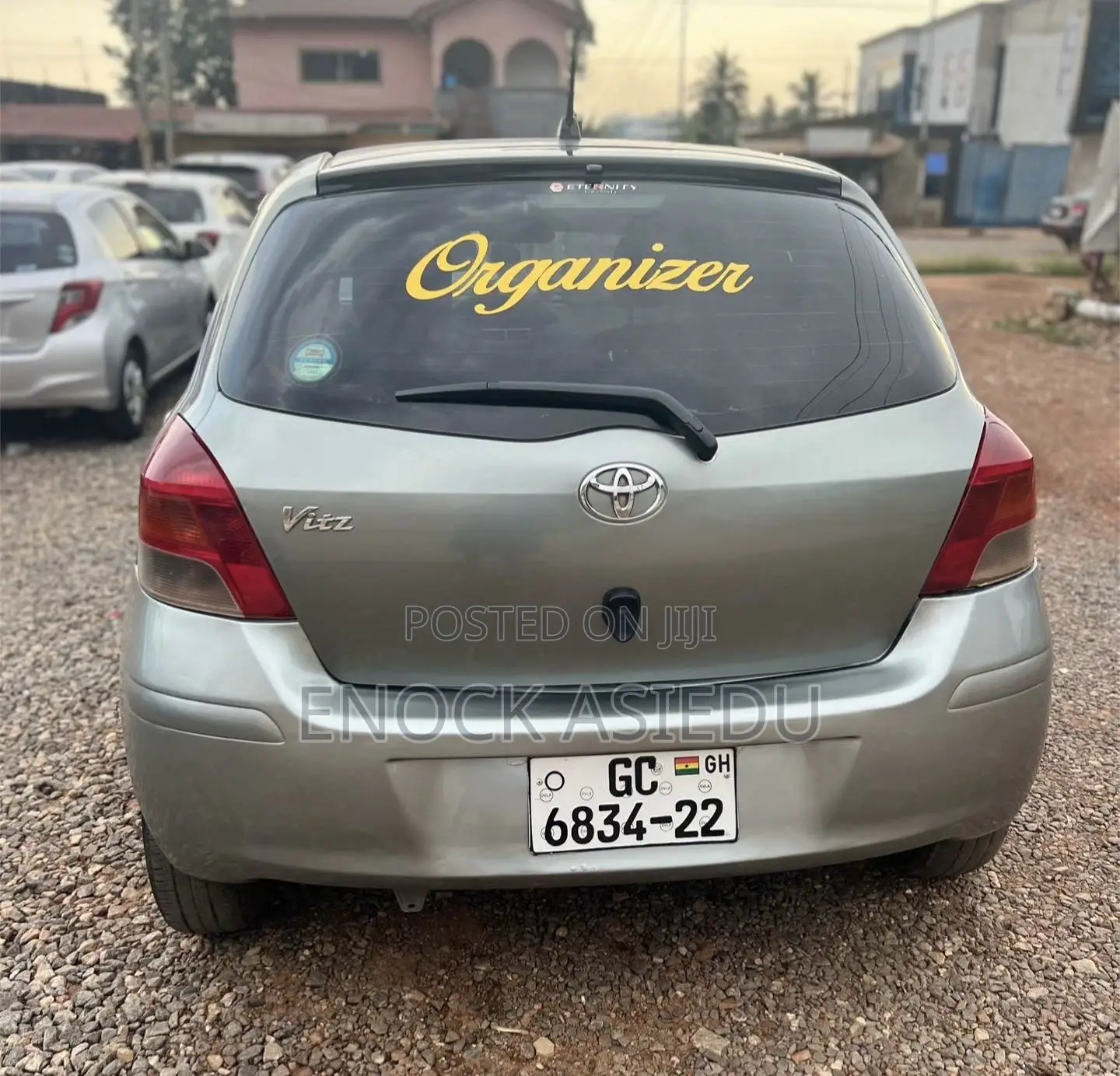 Toyota Vitz 1.3 AWD 3dr 2010 Gray