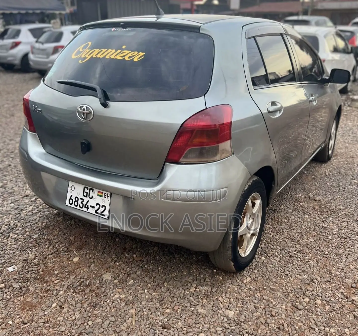 Toyota Vitz 1.3 AWD 3dr 2010 Gray