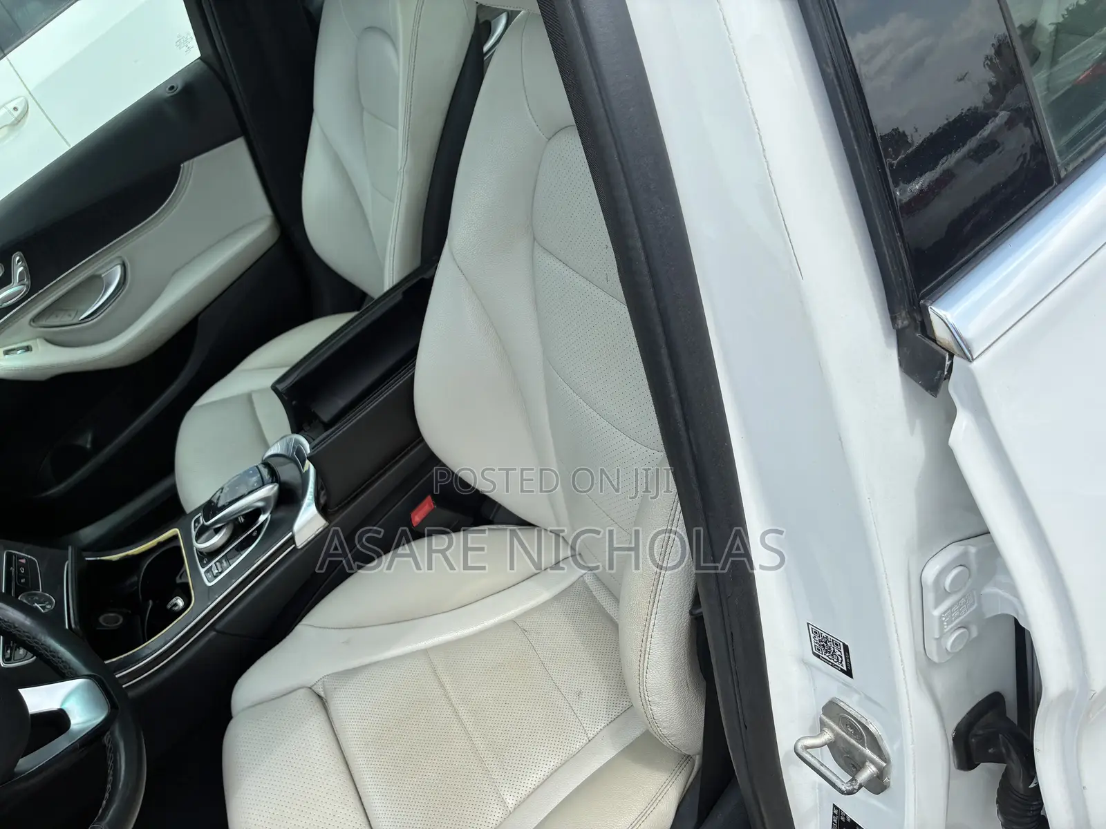 Mercedes-Benz C300 2016 White