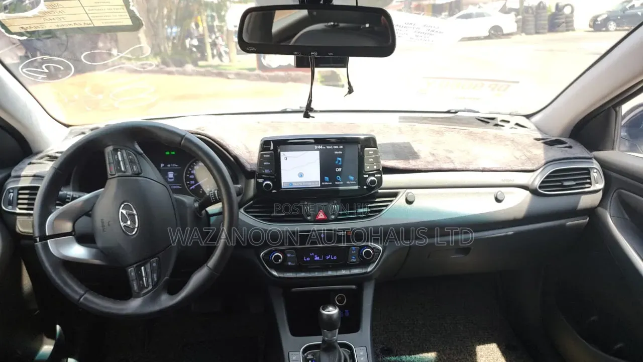 Hyundai i30 2016 White
