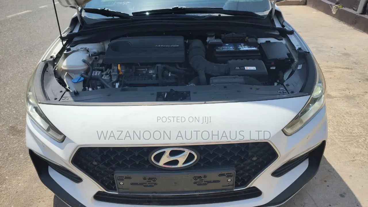 Hyundai i30 2016 White
