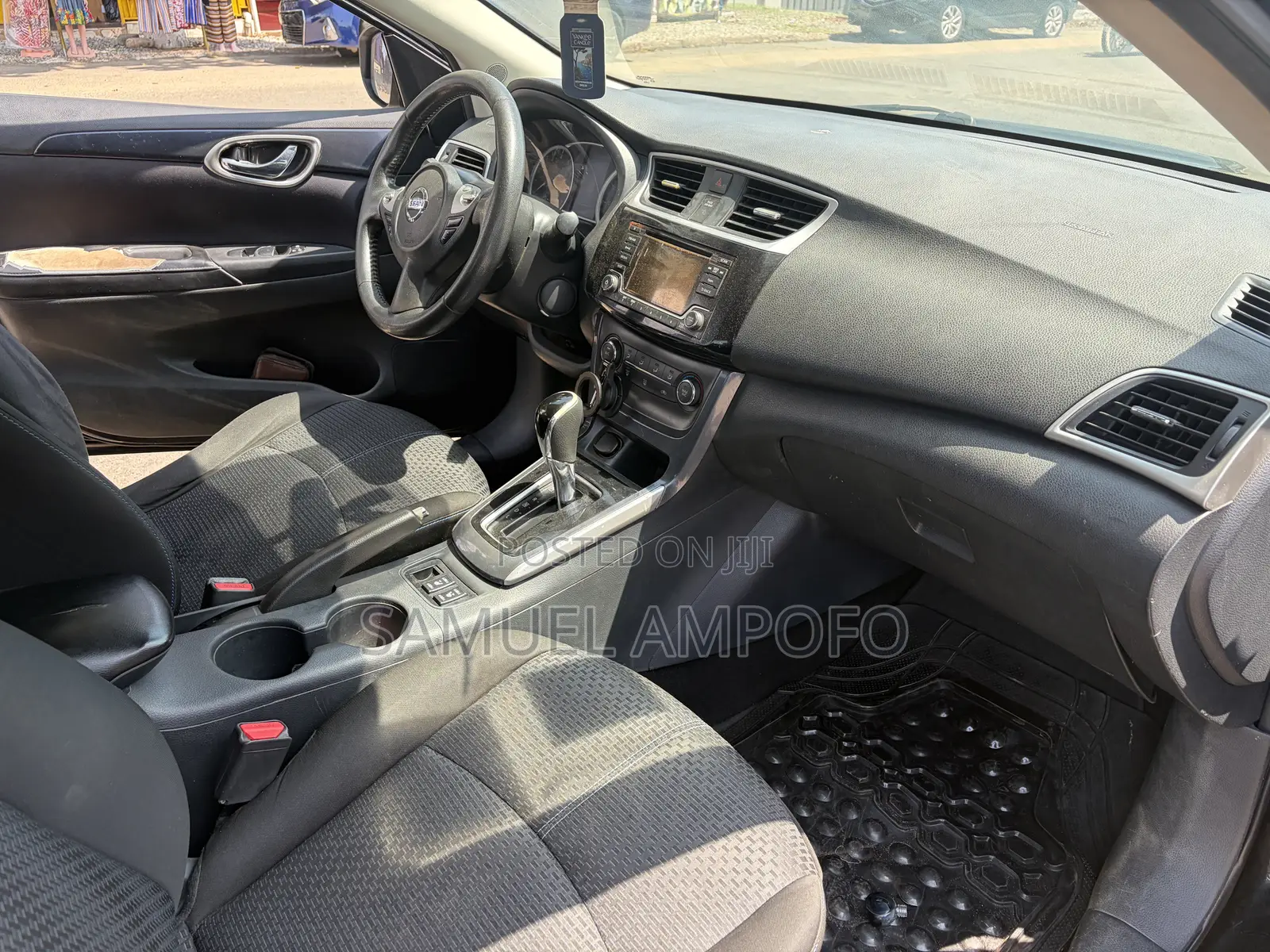 Nissan Sentra 2016 Black
