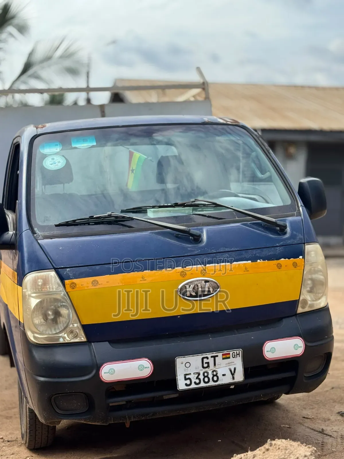Kia - Bongo - 2012