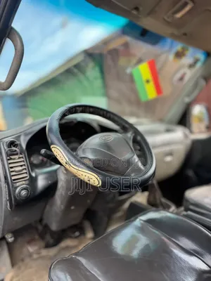 Kia - Bongo - 2012