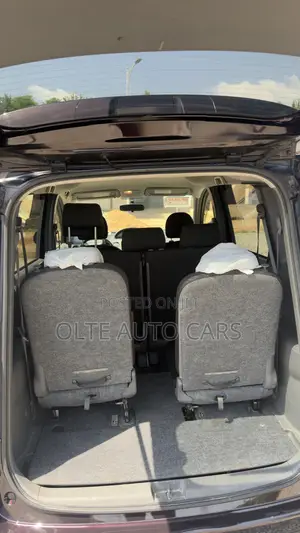 Toyota Sienta 1.5 AWD 2012 Brown