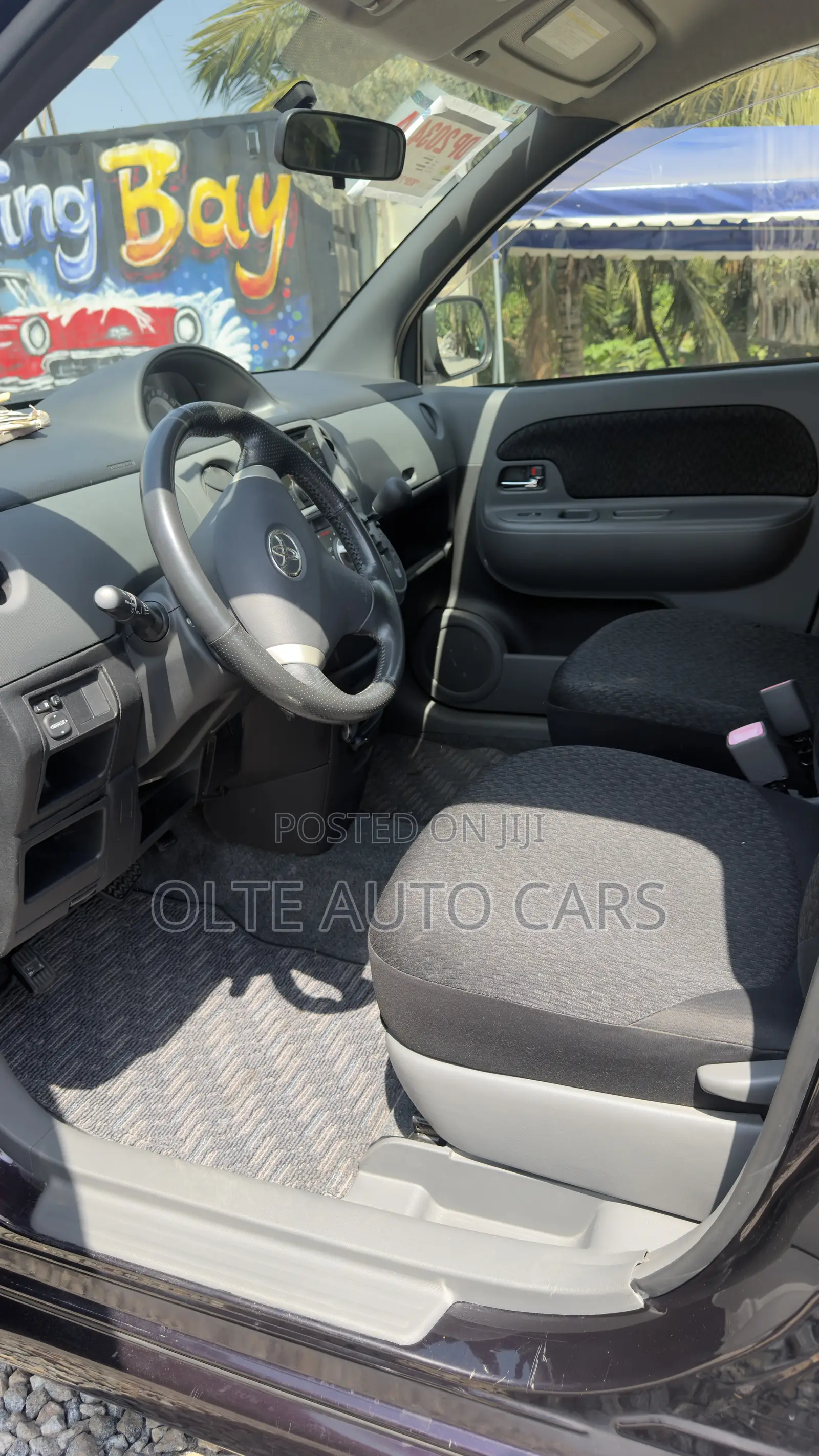 Toyota Sienta 1.5 AWD 2012 Brown